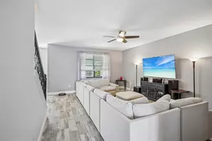 1605 Anastacia Ln, Sun City Center, FL 33573 - Photo 16