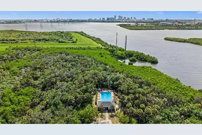 4524 Tuscan Loon Drive, Tampa, FL 33619 - Photo 22