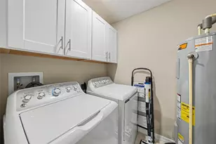 4524 Tuscan Loon Dr, Tampa, FL 33619 - Photo 16
