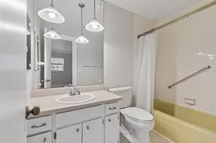 139 Bluff View Dr, Belleair Bluffs, FL 33770 - Photo 28