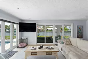 1946 Illinois Ave NE, Saint Petersburg, FL 33703 - Photo 14