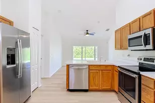 7441 Tower Bridge Dr, Wesley Chapel, FL 33545 - Photo 18