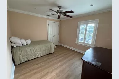 4974 Coquina Key Drive SE, Saint Petersburg, FL 33705 - Photo 12