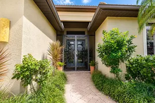 2557 Marblehead Dr, Sarasota, FL 34231 - Photo 6