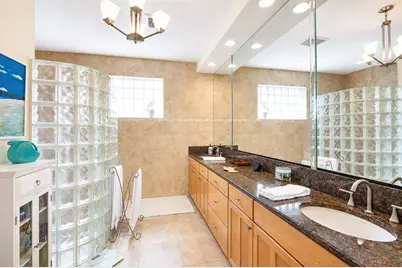 2557 Marblehead Drive, Sarasota, FL 34231 - Photo 20