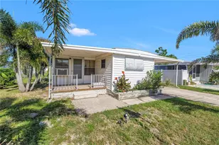 2439 Santiago Dr, Holiday, FL 34690 - Photo 2