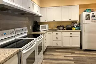 2989 Flint Dr N, Clearwater, FL 33759 - Photo 18