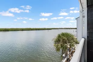 819 Bahia Del Sol Dr, Ruskin, FL 33570 - Photo 26