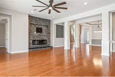 10226 Deercliff Drive, Tampa, FL 33647 - Photo 4