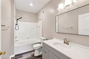 10467 Villa View Cir, Tampa, FL 33647 - Photo 10