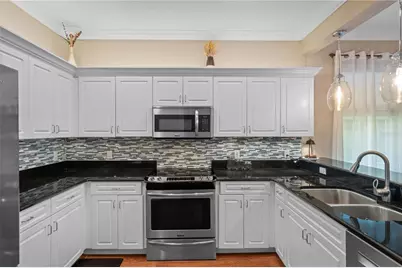 5626 Cortina Lane, Palmetto, FL 34221 - Photo 22