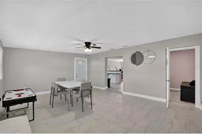10420 N 22nd Street, Tampa, FL 33612 - Photo 10