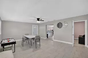 10420 N 22nd St, Tampa, FL 33612 - Photo 10