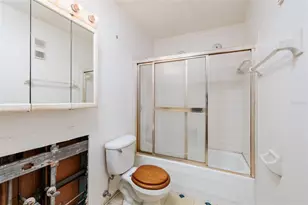 5980 Terrace Park Dr N, Saint Petersburg, FL 33709 - Photo 16