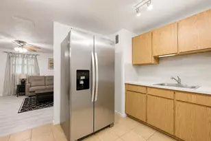 6512 W Chelsea St, Tampa, FL 33634 - Photo 8