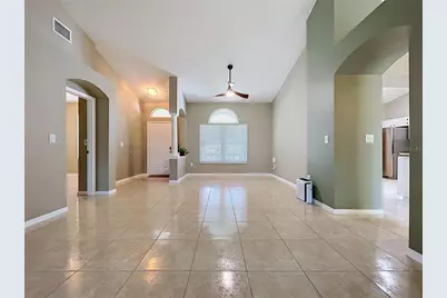 4209 Amber Ridge Lane, Valrico, FL 33594 - Photo 4