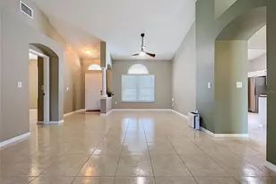 4209 Amber Ridge Ln, Valrico, FL 33594 - Photo 4