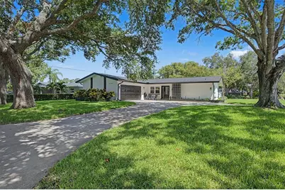1666 Souvenir Drive, Clearwater, FL 33755 - Photo 4
