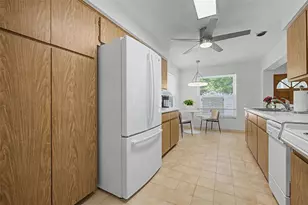 1666 Souvenir Dr, Clearwater, FL 33755 - Photo 28