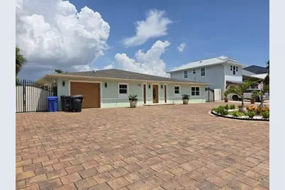 3927 E Eden Roc Circle, Tampa, FL 33634 - Photo 2