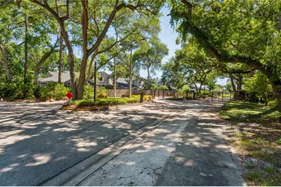 110 Hammock Pine Boulevard, Clearwater, FL 33761 - Photo 32