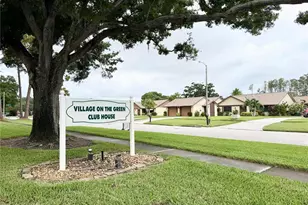 2531 Royal Pines Cir, Clearwater, FL 33763 - Photo 36