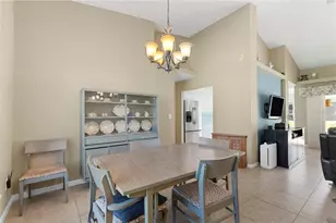 17269 Raintree Rd, Lutz, FL 33558 - Photo 12