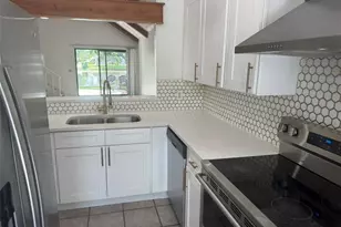 4009 Muriel Pl, Tampa, FL 33614 - Photo 24