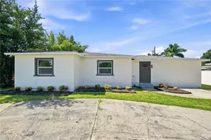 3766 30th Ave N, Saint Petersburg, FL 33713 - Photo 1