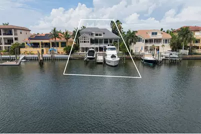 6113 Pasadena Point Boulevard, Gulfport, FL 33707 - Photo 2