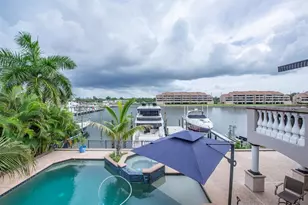 6113 Pasadena Point Blvd, Gulfport, FL 33707 - Photo 24