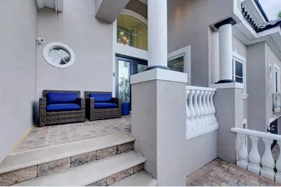 6113 Pasadena Point Boulevard, Gulfport, FL 33707 - Photo 14