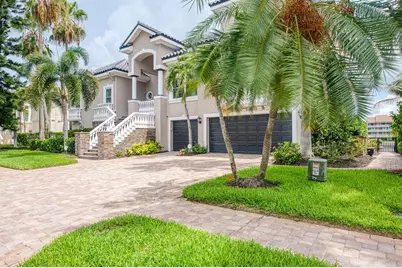 6113 Pasadena Point Boulevard, Gulfport, FL 33707 - Photo 4