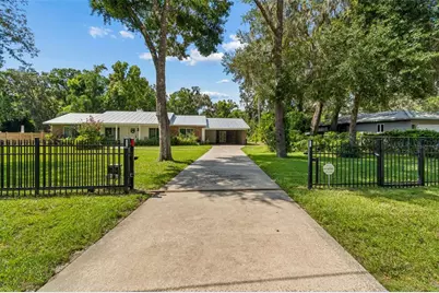 909 Tomlinson Drive, Lutz, FL 33549 - Photo 56