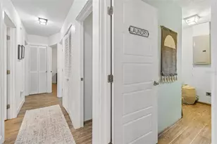 909 Tomlinson Dr, Lutz, FL 33549 - Photo 34