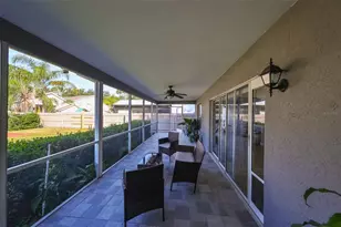 9309 Hampshire Park Dr, Tampa, FL 33647 - Photo 36