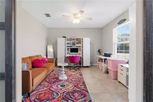 7420 Pearly Everlasting Ave, Tampa, FL 33619 - Photo 8