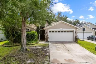 16309 Bridgeglade Ln, Lithia, FL 33547 - Photo 2