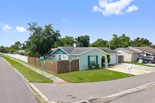 10112 Enchanted Oaks Ct, Tampa, FL 33615 - Photo 30