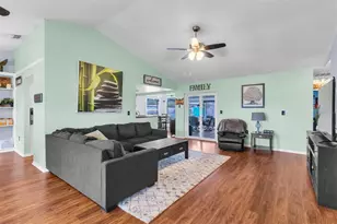 10513 Blythville Rd, Spring Hill, FL 34608 - Photo 4