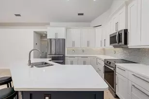 1723 Captiva Dr, Oldsmar, FL 34677 - Photo 22