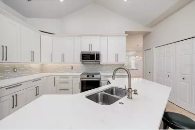 1723 Captiva Drive, Oldsmar, FL 34677 - Photo 20