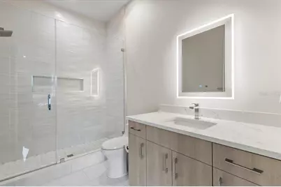 5131 W Neptune Way, Tampa, FL 33609 - Photo 52