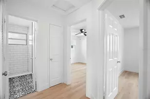 4406 W Wallace Ave, Tampa, FL 33611 - Photo 22
