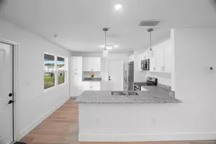 4406 W Wallace Ave, Tampa, FL 33611 - Photo 6