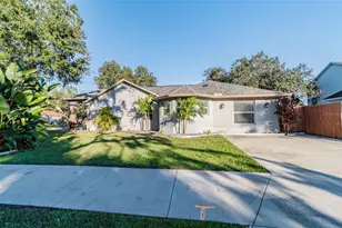 3208 W Napoleon Ave, Tampa, FL 33611 - Photo 2