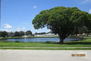 1900 59th Ave N, Saint Petersburg, FL 33714 - Photo 2