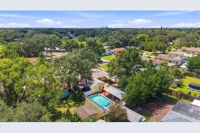 1317 Divot Lane, Tampa, FL 33612 - Photo 48