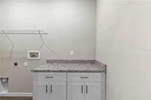 5013 Finders Ct, Tampa, FL 33617 - Photo 26
