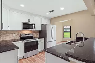 218 Lake Hartridge Dr NW, Winter Haven, FL 33881 - Photo 22